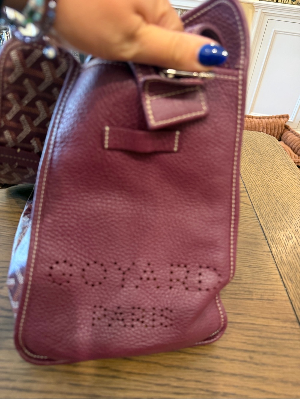 Goyard Monogram Pattern Burgundy Tote with Gold Stripe - Picture 2 of 7
